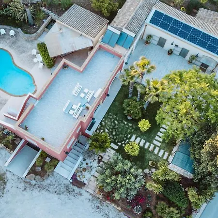 בית חווה Don Carlo