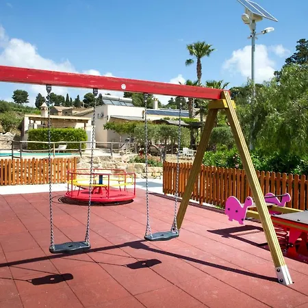 Don Carlo בית חווה *